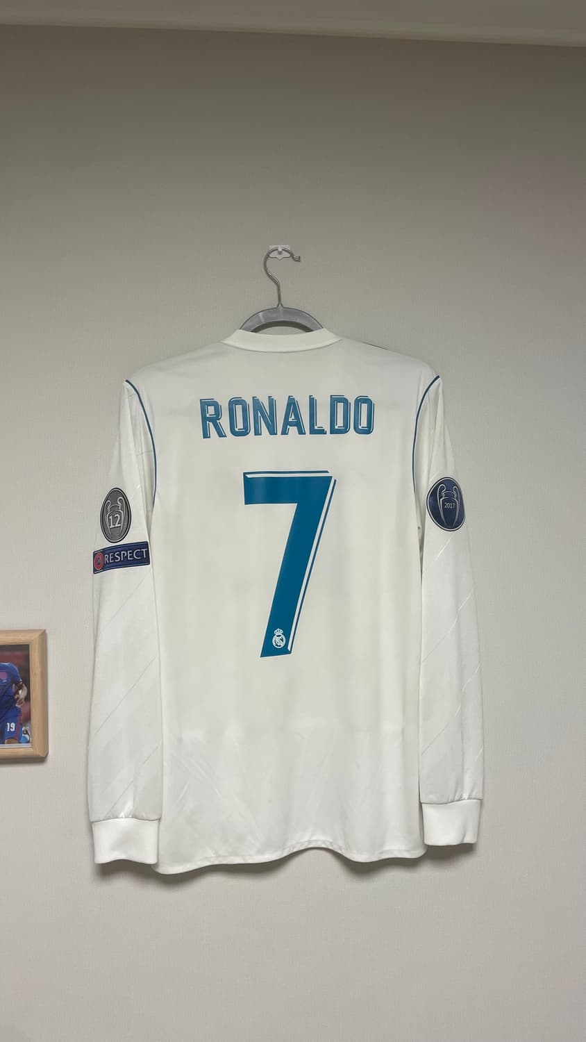 17-18 레알마드리드 호날두 유니폼 상품이미지2