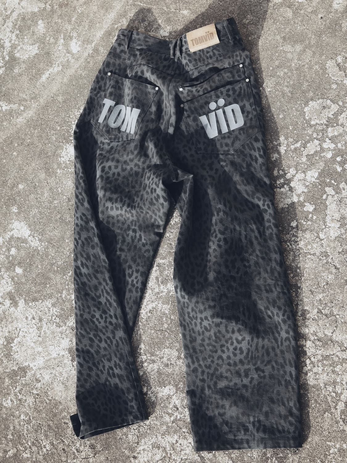 LEOPARD HOPI LETTERING PANTS 삽니다(구매) 상품이미지1