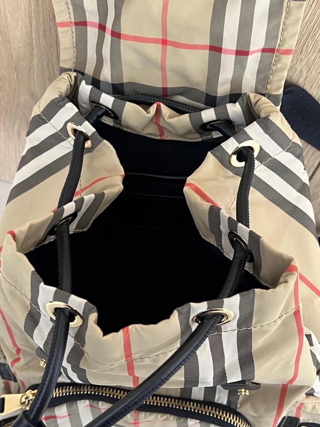 버버리백팩 상품이미지5