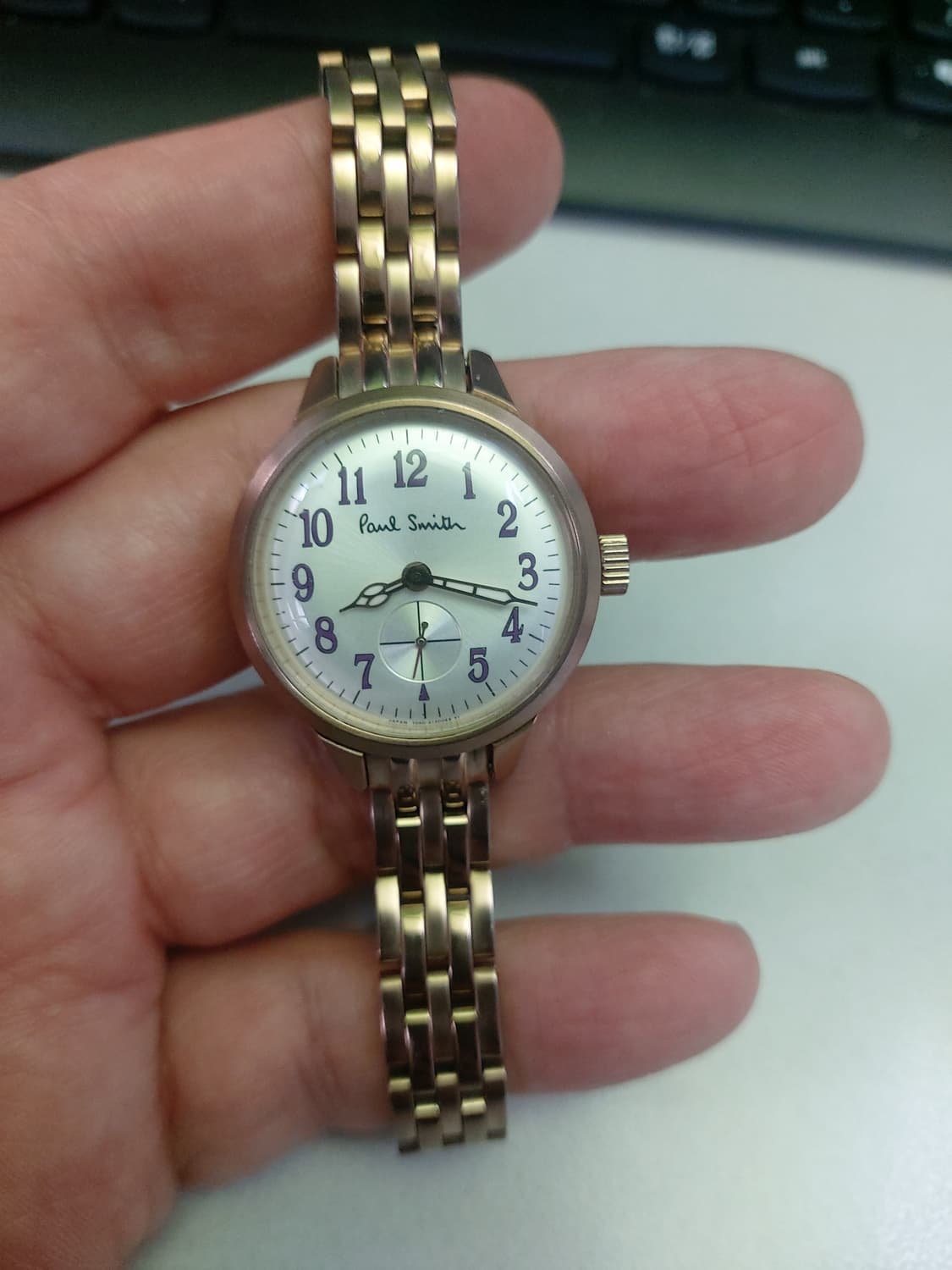 잔기스 없이 깨끗한 폴스미스 여성 메탈 시계 상품이미지1