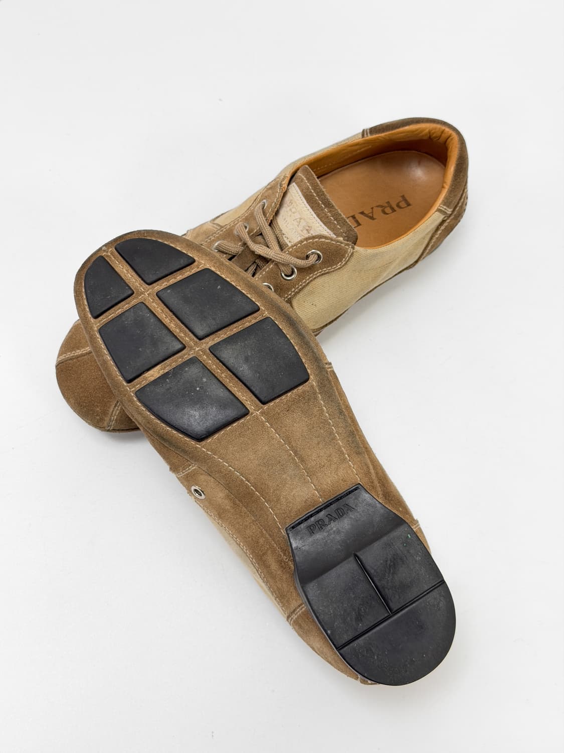 프라다 빈티지 캔버스 & 스웨이드 스니커즈 상품이미지7
