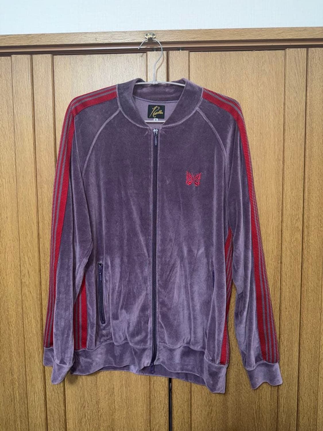 니들스 립 칼라 트랙 자켓 C/PE 벨루어 퍼플 상품이미지1