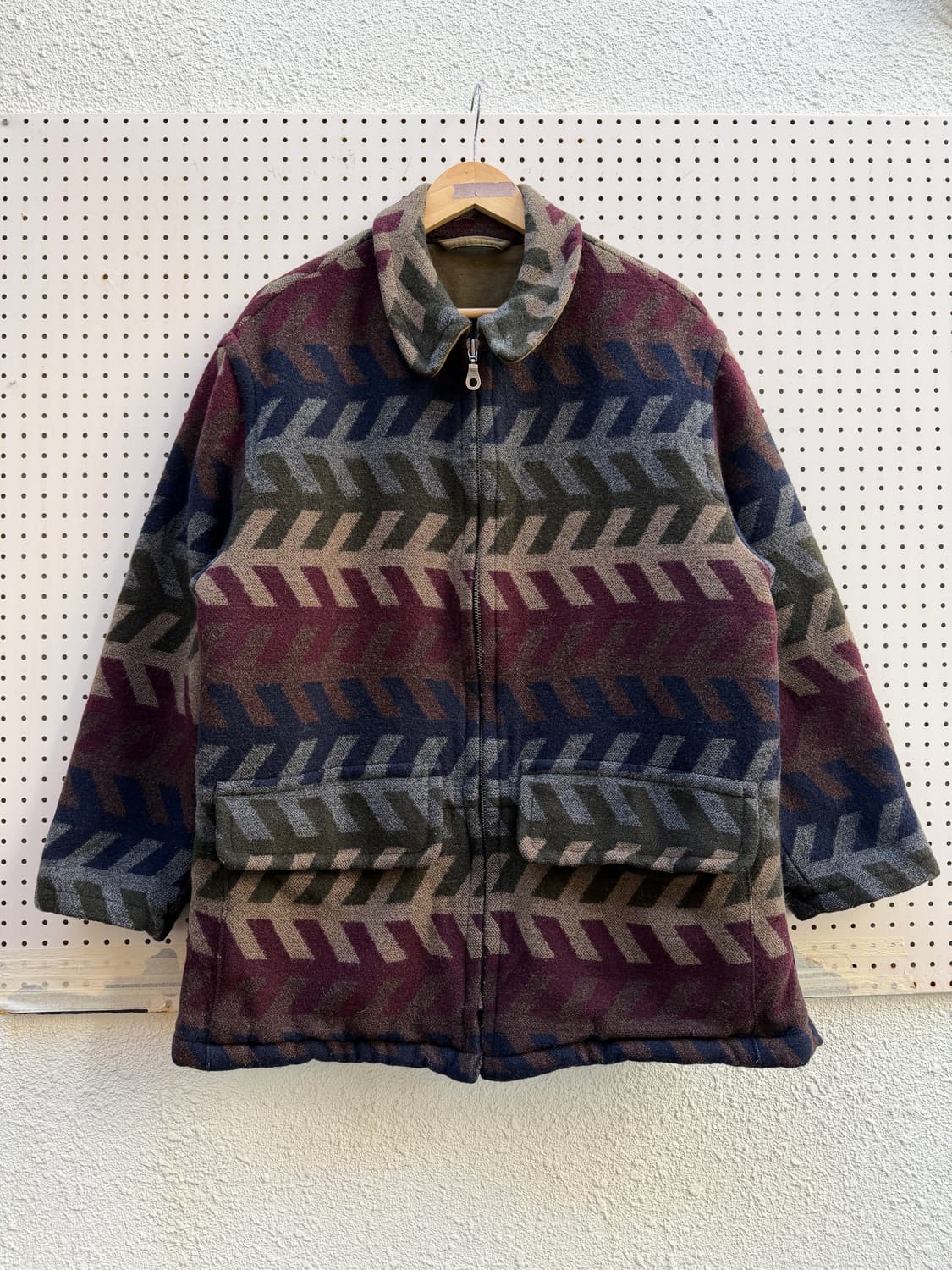 HUGO BOSS NATIVE AMERICAN AZTEC 휴고보스울자켓 상품이미지1