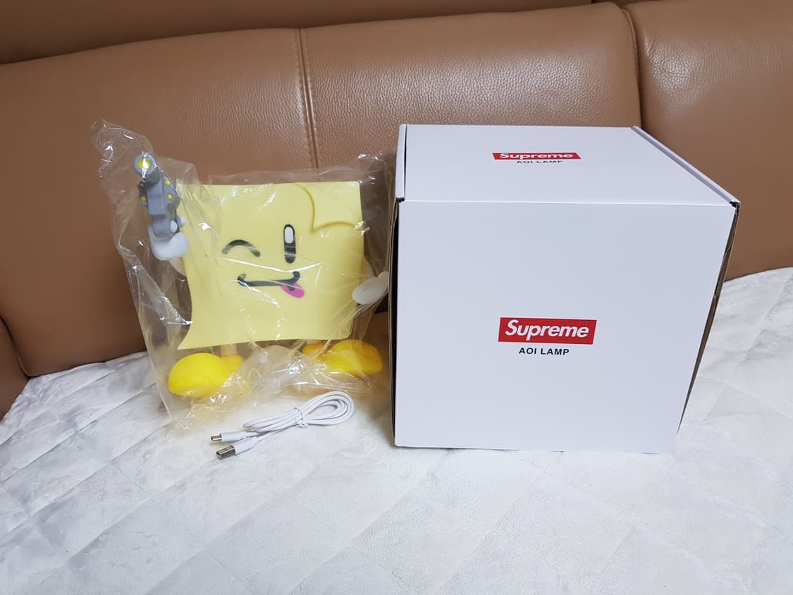 슈프림 스티키 노트 몰디드 램프 옐로우 22SS 상품이미지1