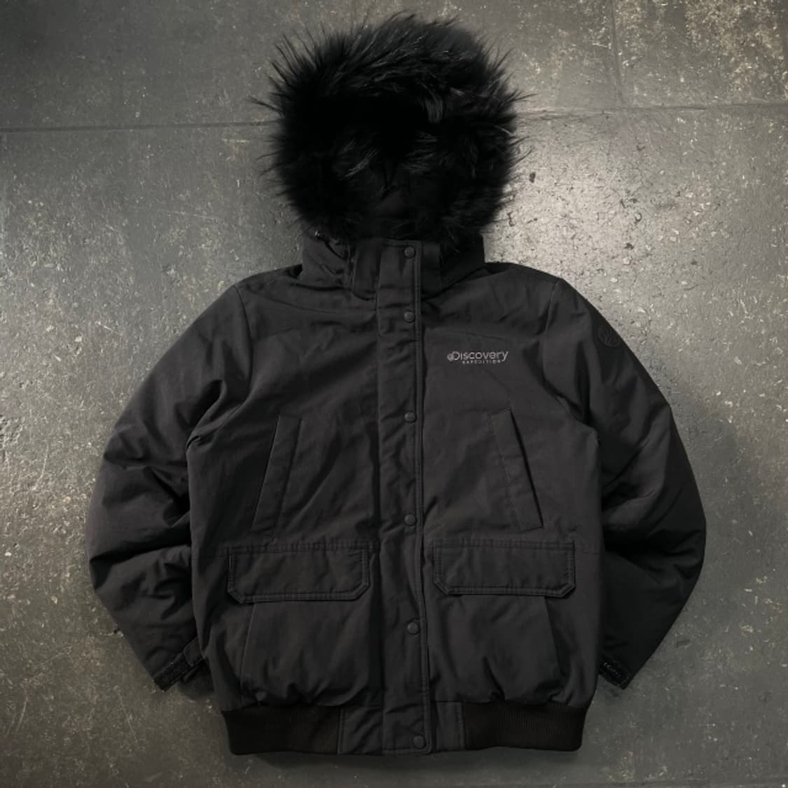 100 디스커버리 숏패딩 상품이미지1