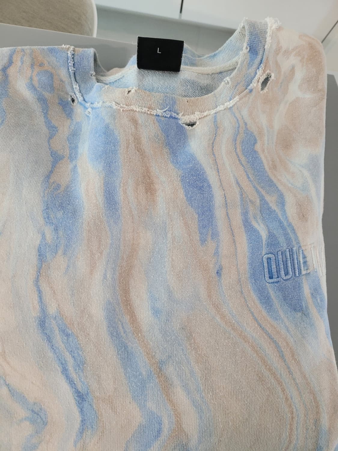 105 여유 콰이어트 매스(Quiet Mass) 디스트레스드 스웻셔츠 ( 상품이미지7