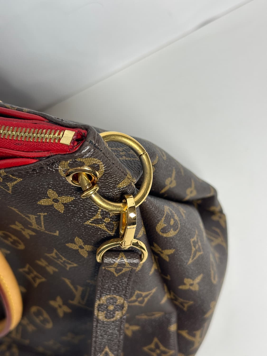 루이비통 팔라스 MM 모노그램 레드 상품이미지9