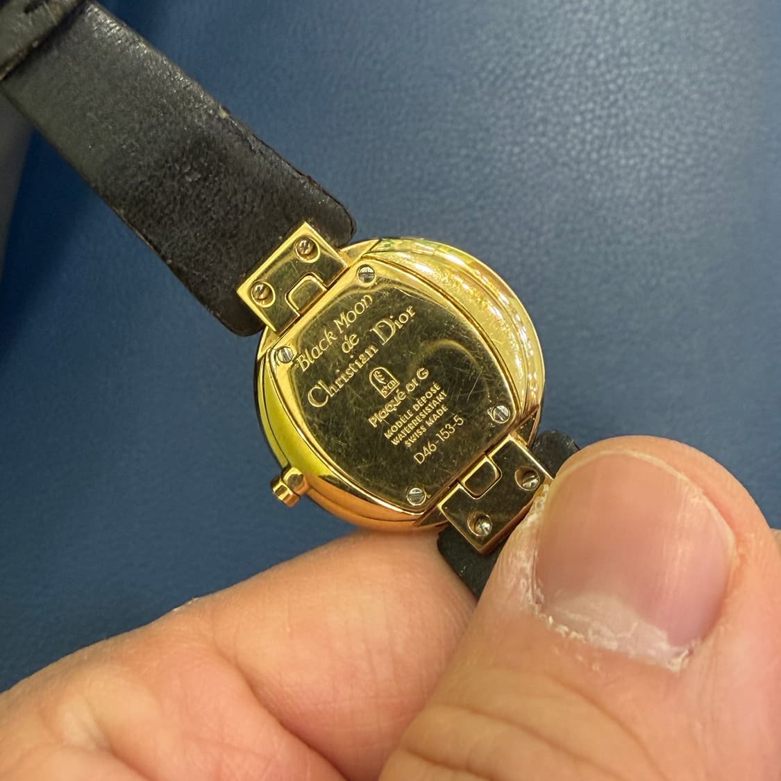 크리스찬 디올 블랙문 여성 정장 시계 상품이미지10