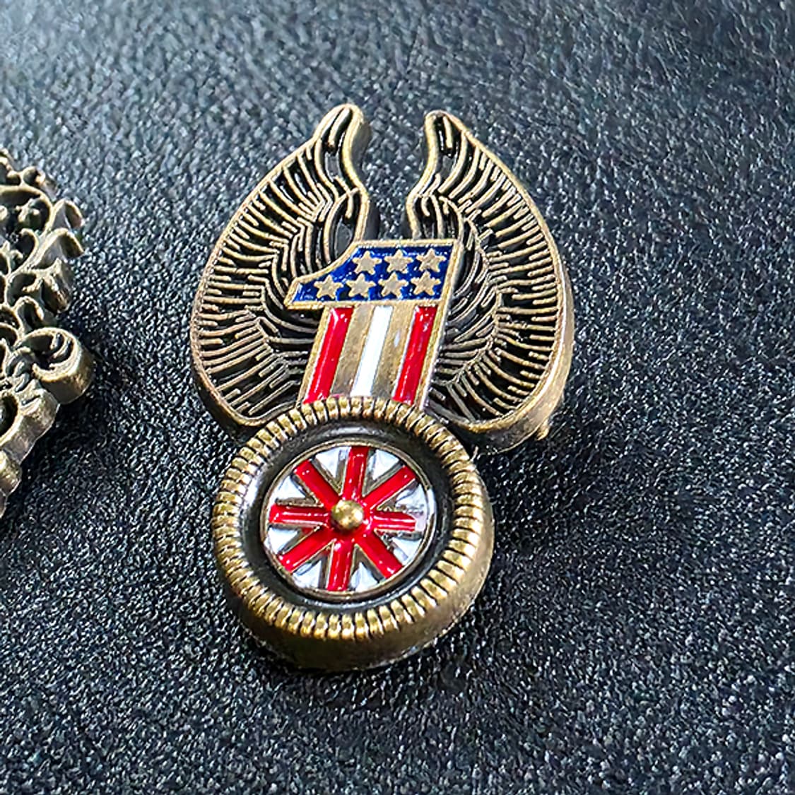 Rauk 브로치 남자 여자 엔틱 빈티지 왕관 사자 상품이미지3