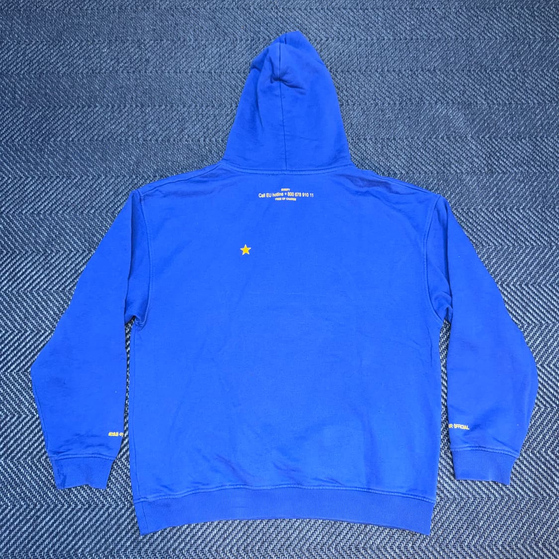 수베니어 유로 후드티 상품이미지2