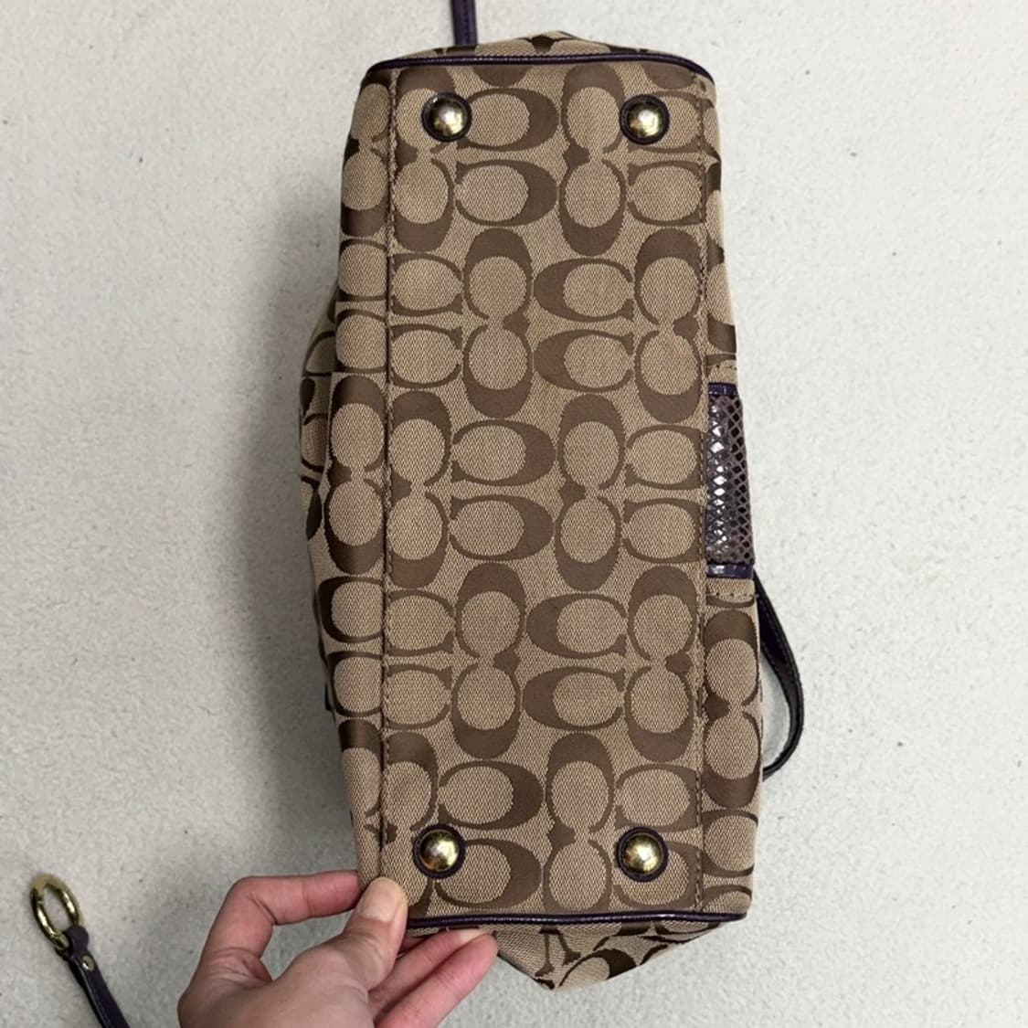 COACH 어센틱 클래식 시그니처 토트백 상품이미지5