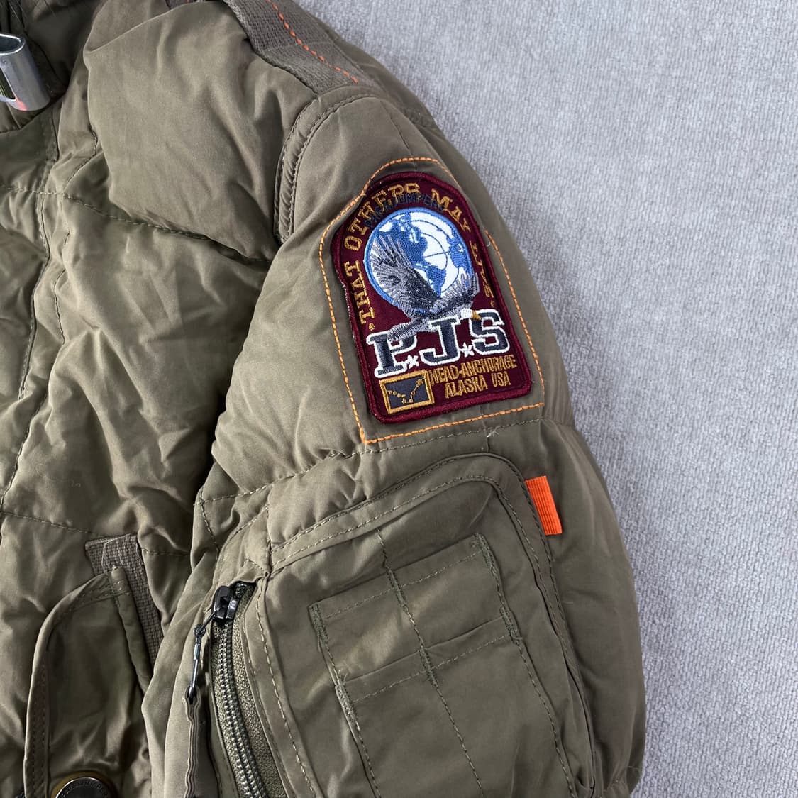 100 파라점퍼스 코디악 패딩 상품이미지5