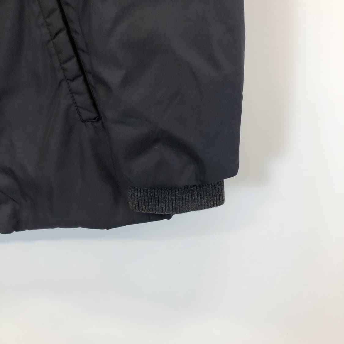 솔리드옴므 구스다운패딩 95 사이즈  상품이미지2