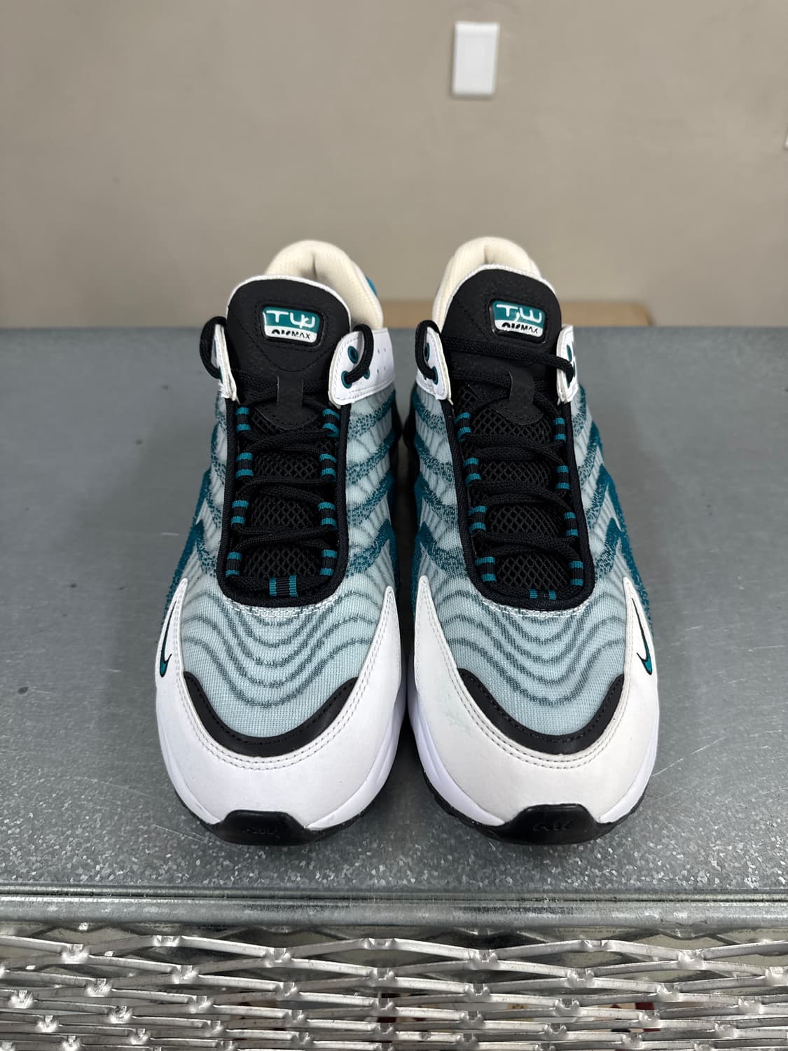 나이키 에어맥스 TW 275 상품이미지6