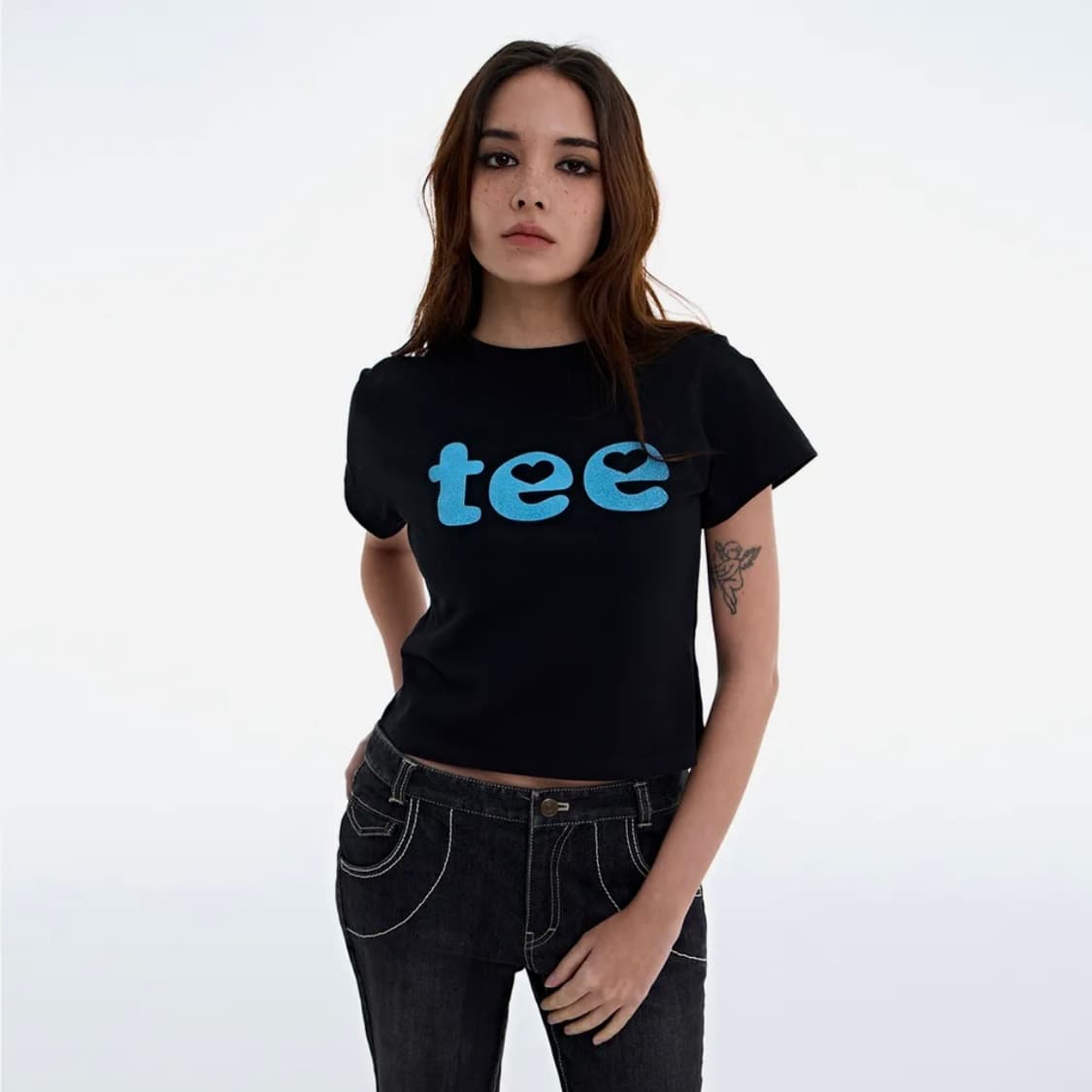 미니멀 페어 반팔 크롭티 heart tee black 상품이미지1