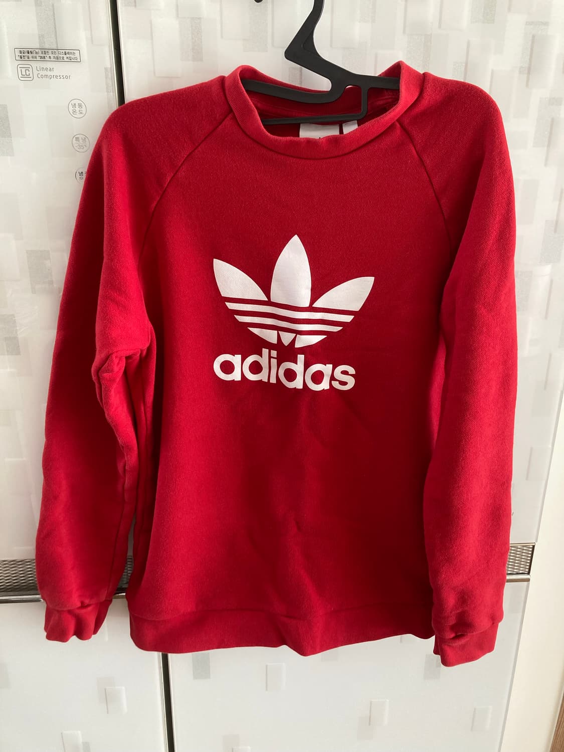 아디다스 레드 L 맨투맨 긴팔 긴팔티 티셔츠 티 판매합니다. 상품이미지1