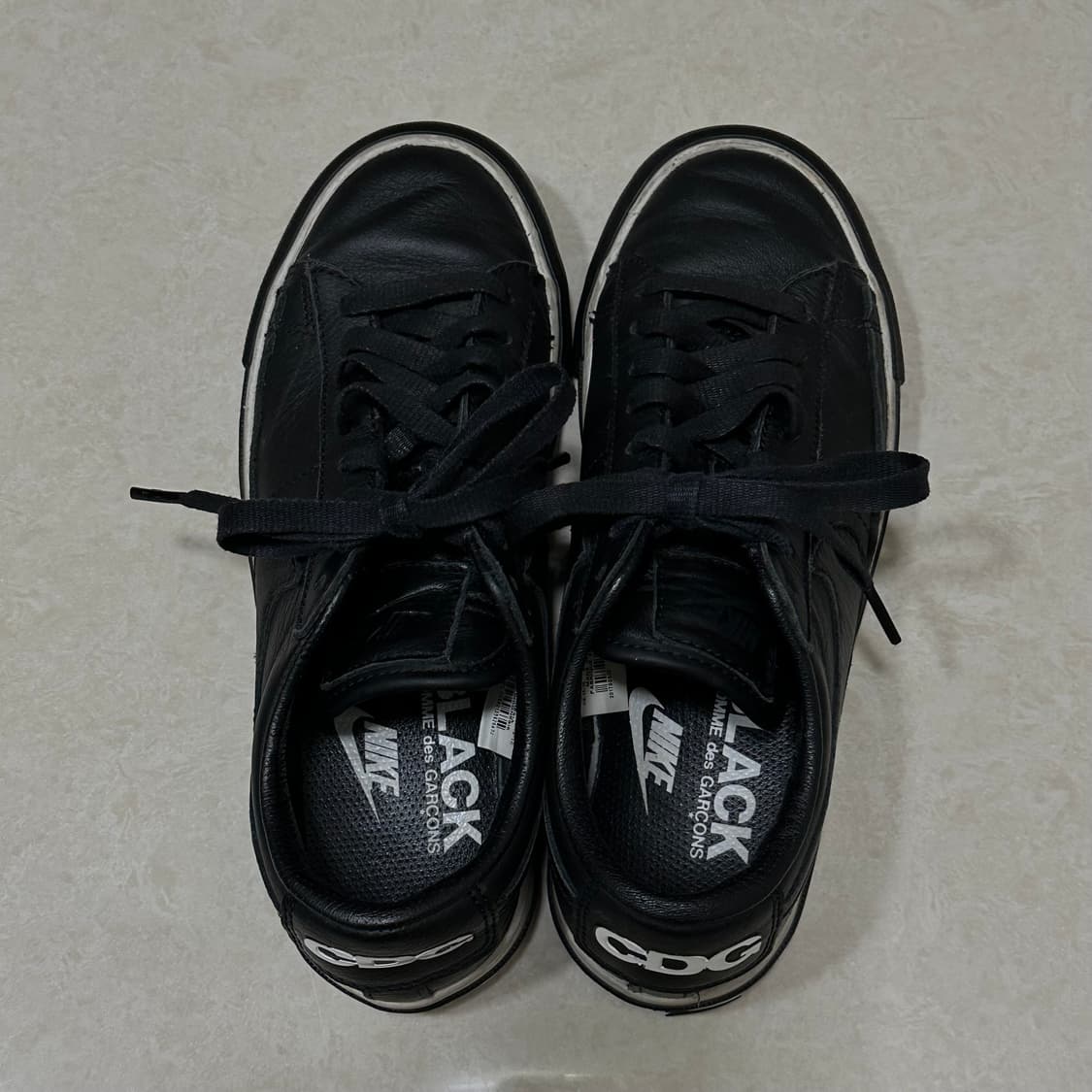 CDG x 나이키 블레이저 로우 스니커즈 상품이미지3