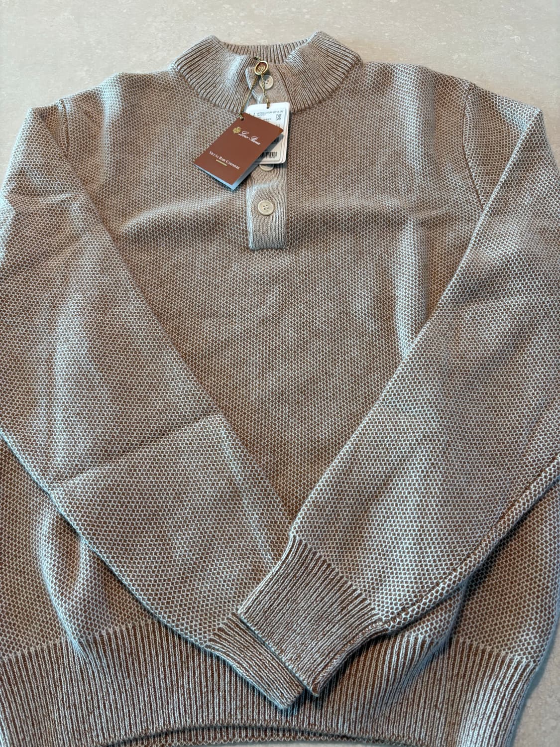 로로피아나 비쿠냐 & 베이비 캐시미어 니트 (버튼형 / 미사용) 상품이미지3