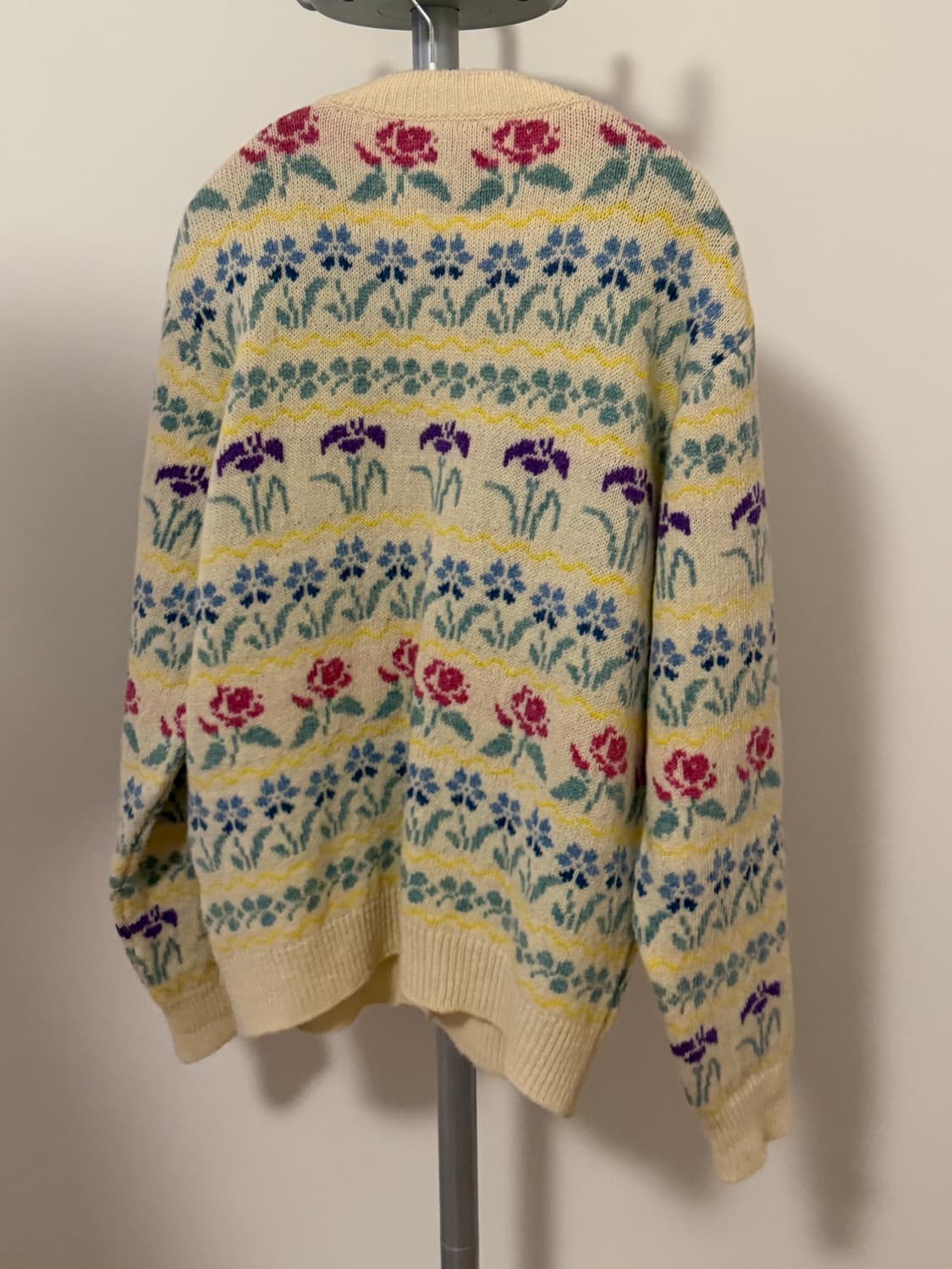 (M) 노아 SHETLAND FLORAL CARDIGAN 상품이미지3