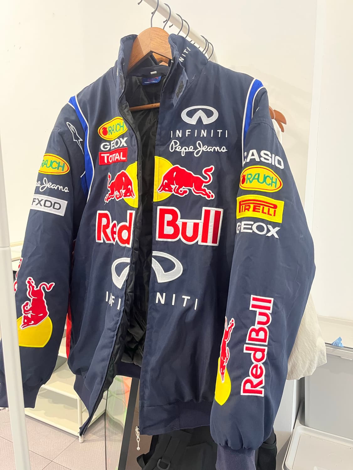 레드불 레이싱 자켓, 새제품 상품이미지1
