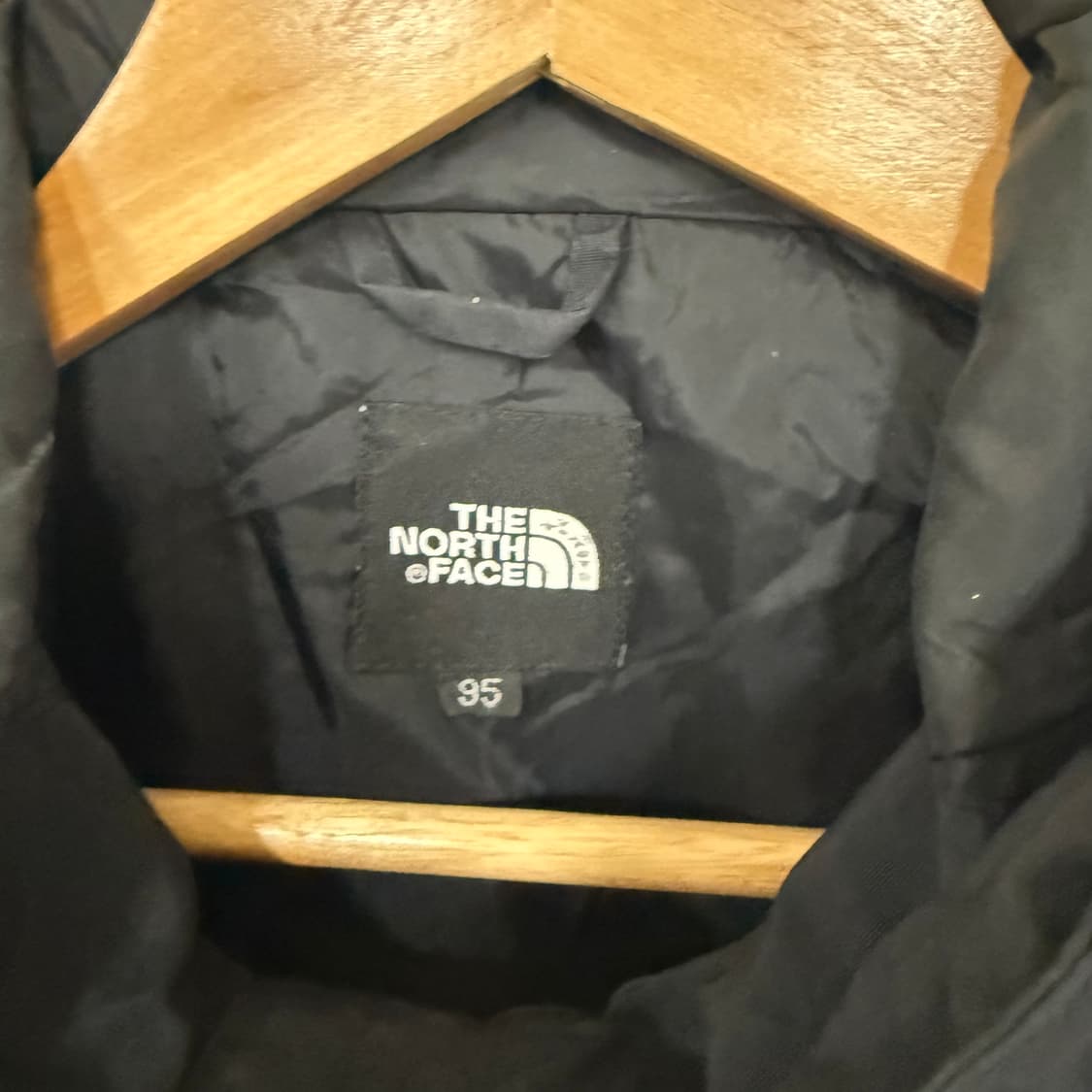 노스페이스 바람막이M 상품이미지3