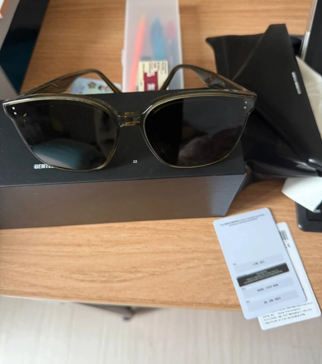 젠틀몬스터 리베01 상품이미지1