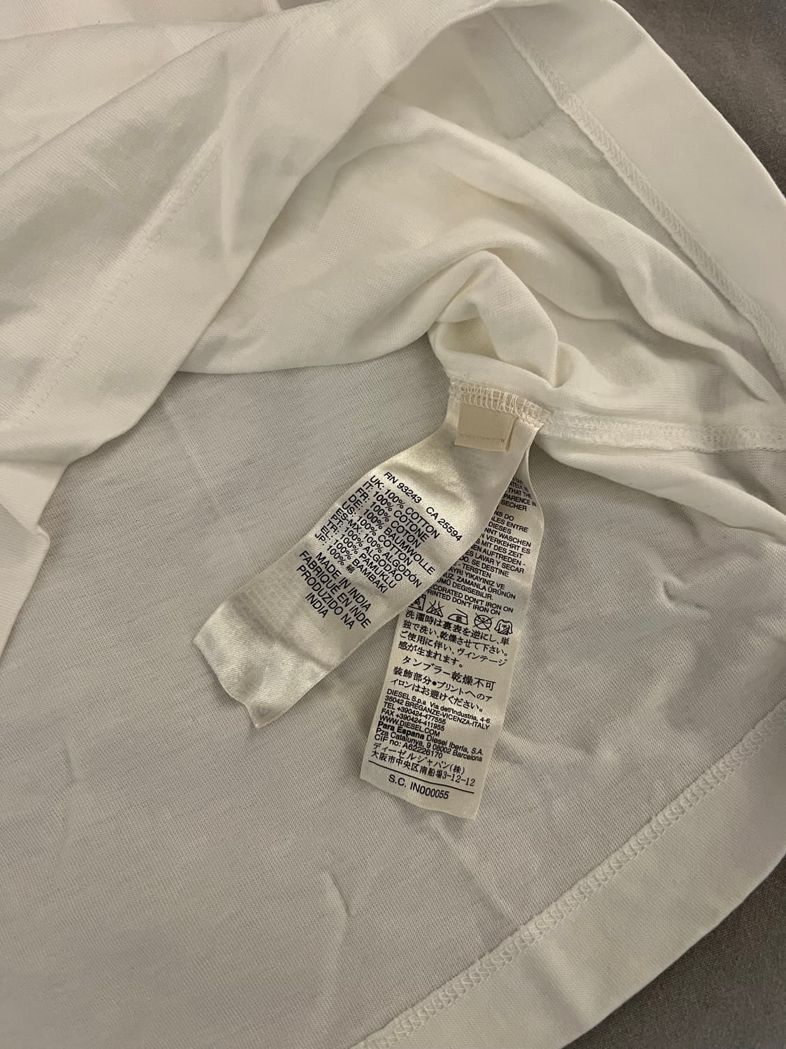 디젤 화이트 반팔티 L 새제품 상품이미지5