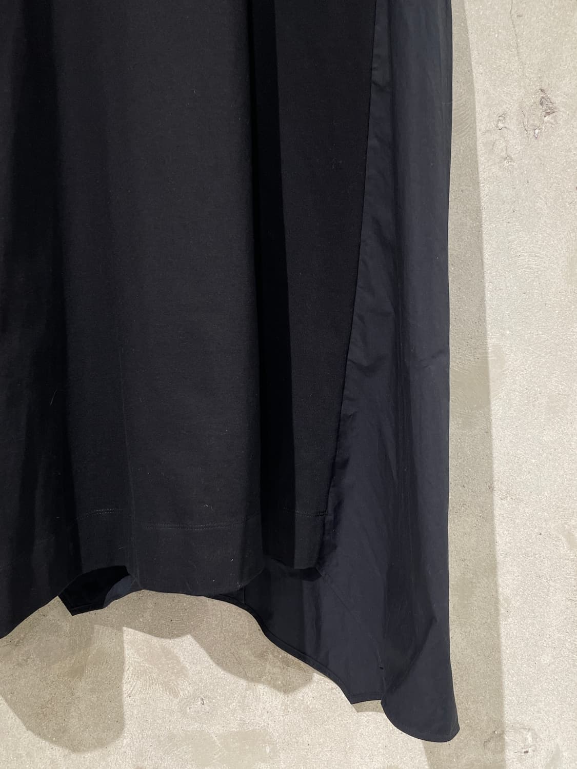 준지 22S/S 블랙 유 겟 오프 레이어드 코튼 원피스 상품이미지5