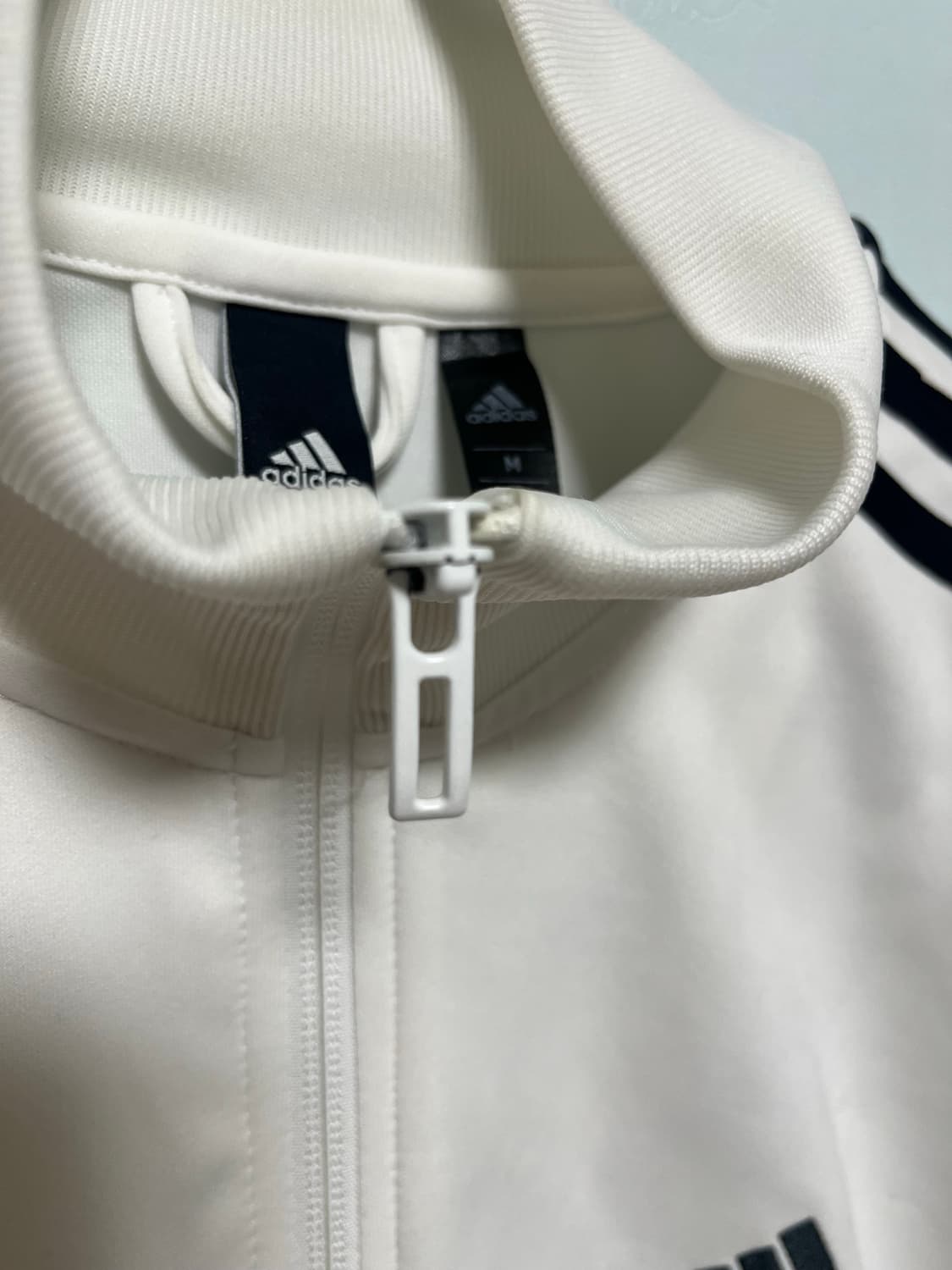 아디다스 삼선 트랙탑 화이트 상품이미지3