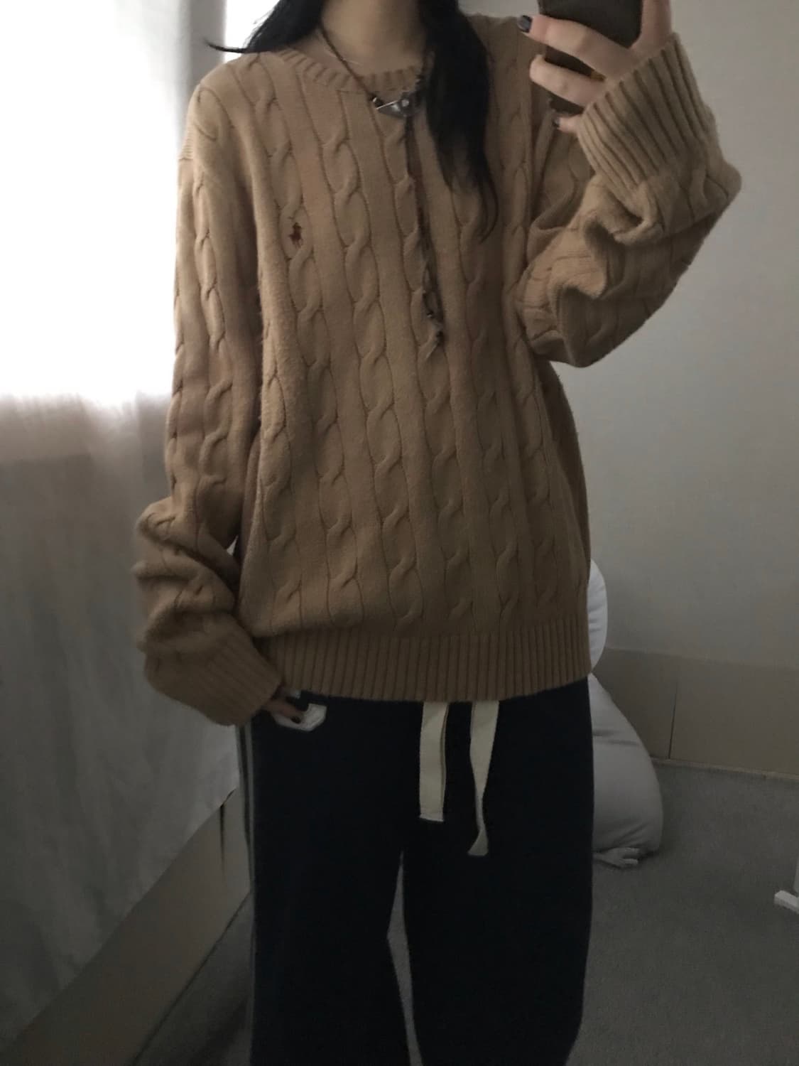 폴로 베이지브라운 케이블 니트 상품이미지1