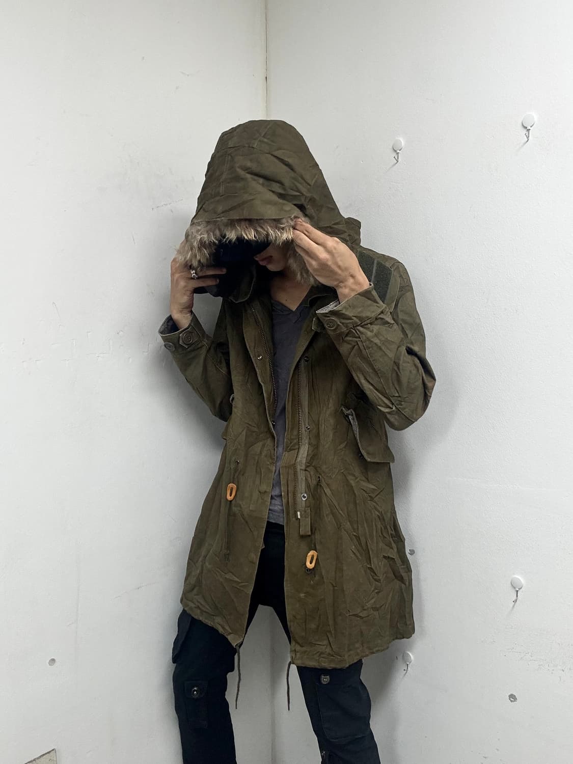 “HARE” Grunge Mood Fur Detail Hooded Fie 상품이미지1