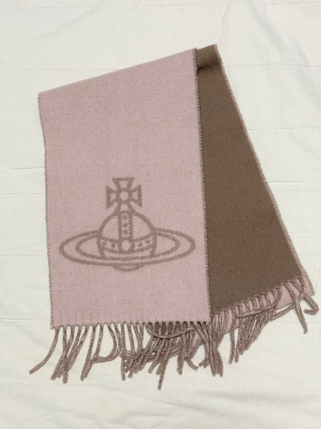 비비안웨스트우드 목도리 머플러 딸기초코 라떼갸루 상품이미지1