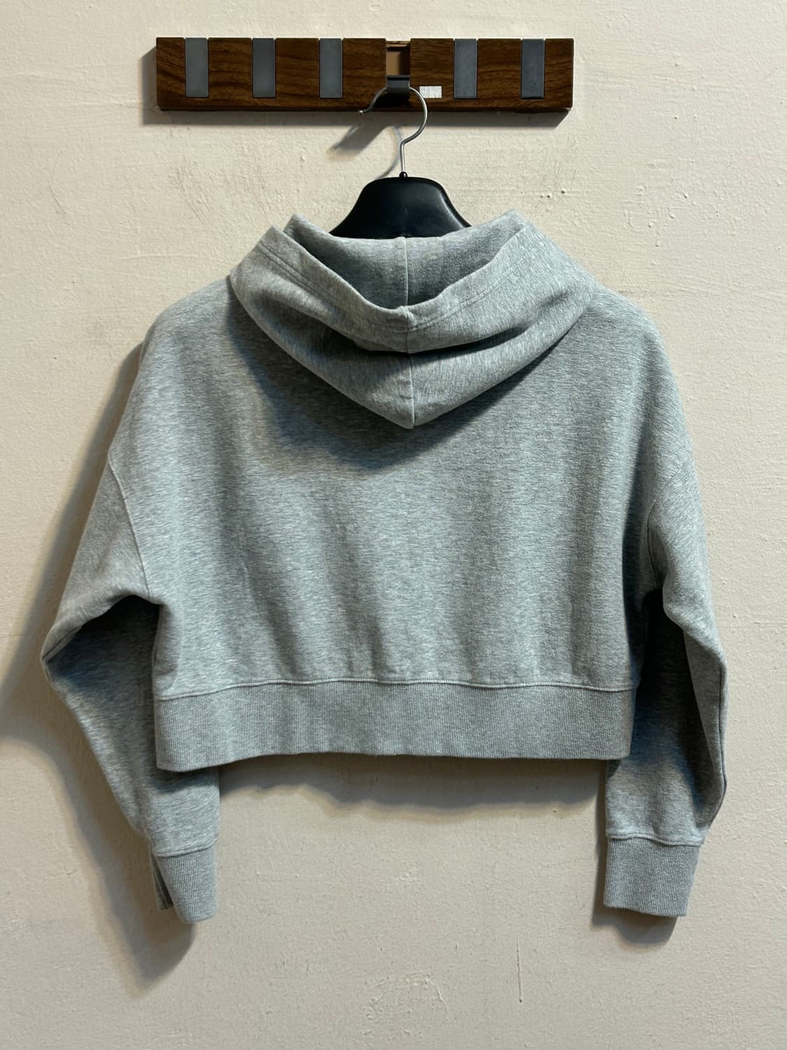 마뗑킴 크롭 로고 후드티 상품이미지5