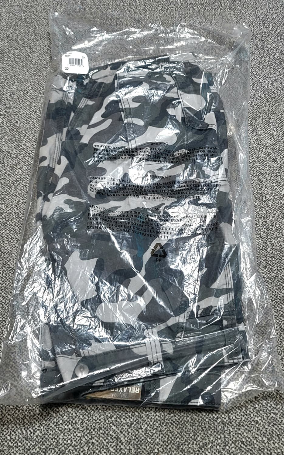 칼하트 카모 카고 반바지 32 -34 (새상품) 상품이미지1