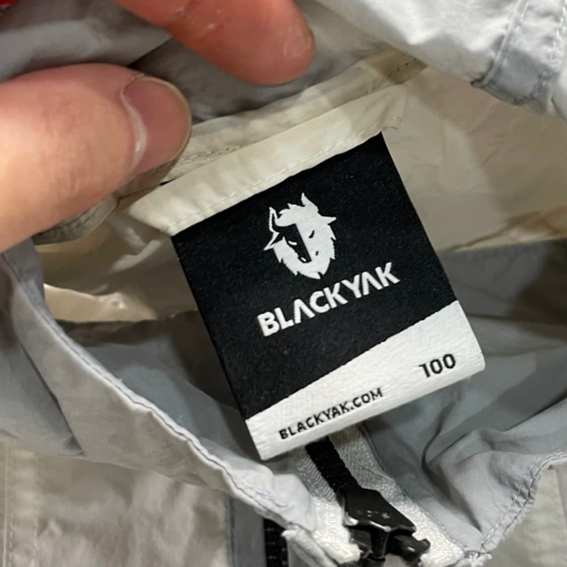 100 블랙야크 경량 바람막이 상품이미지3