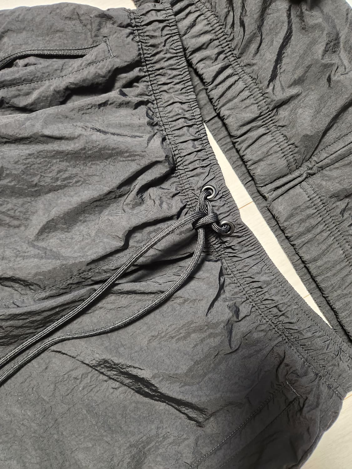 나이키 우븐 빅스우시 바람막이 블랙 트레이닝복 상L하의M 세트

상의 화 상품이미지3