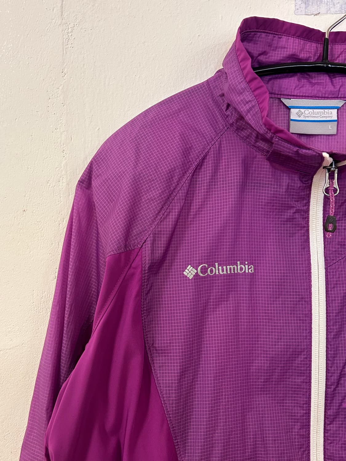 컬럼비아 여성 바람막이 L 상품이미지3