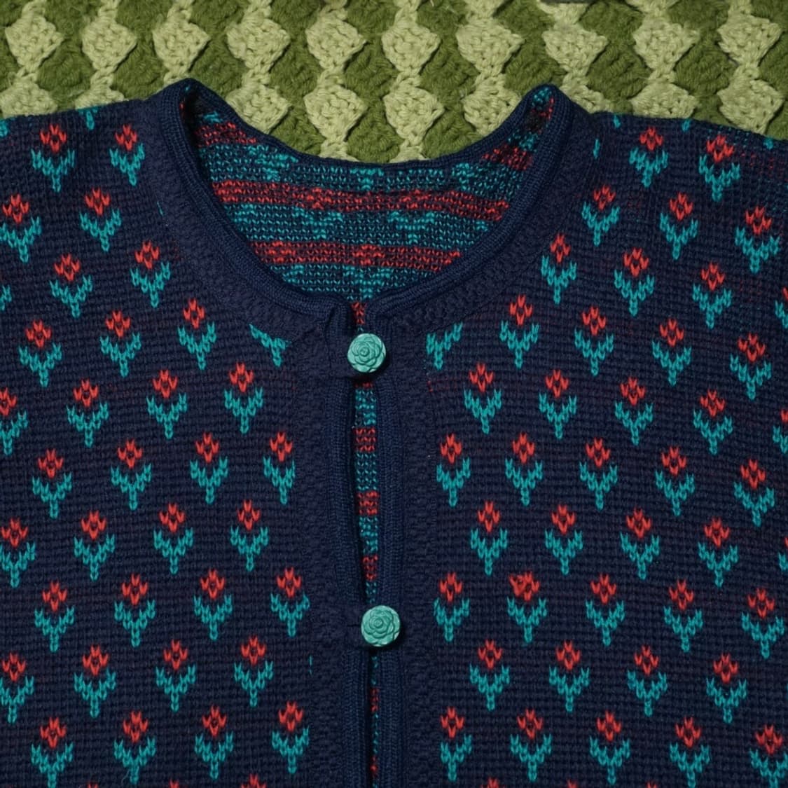 노르웨이 핸드메이드 플라워 버튼 가디건 상품이미지5