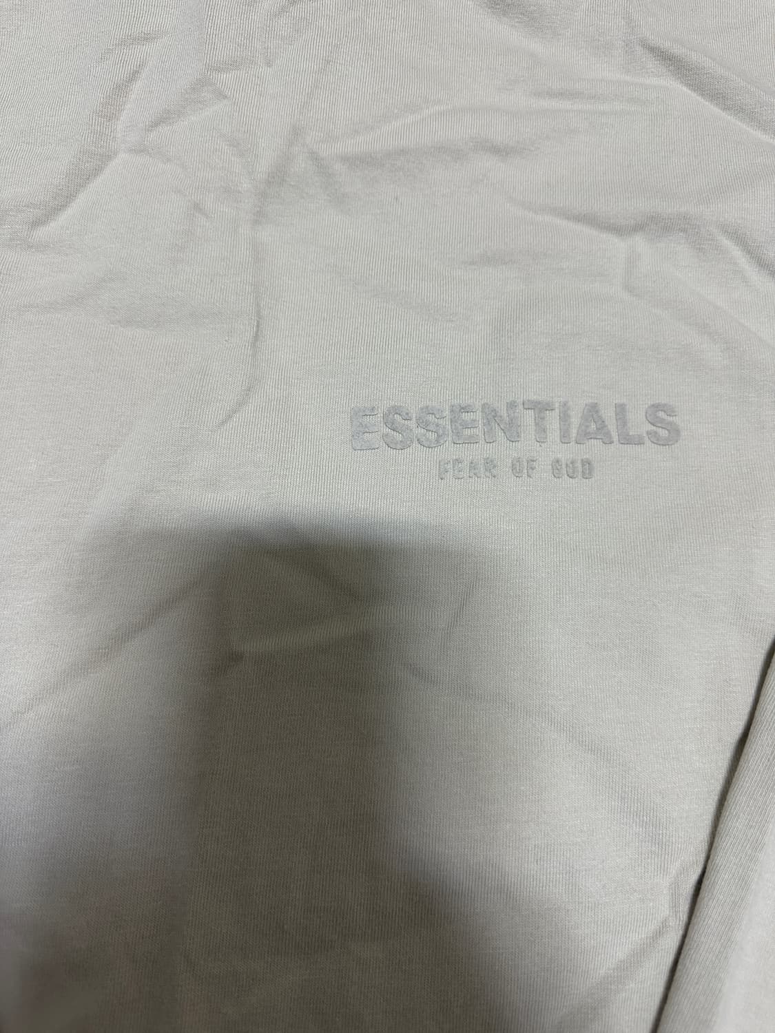 피오갓 에센셜 긴팔 티셔츠 롱슬리브 팝니다! 상품이미지2