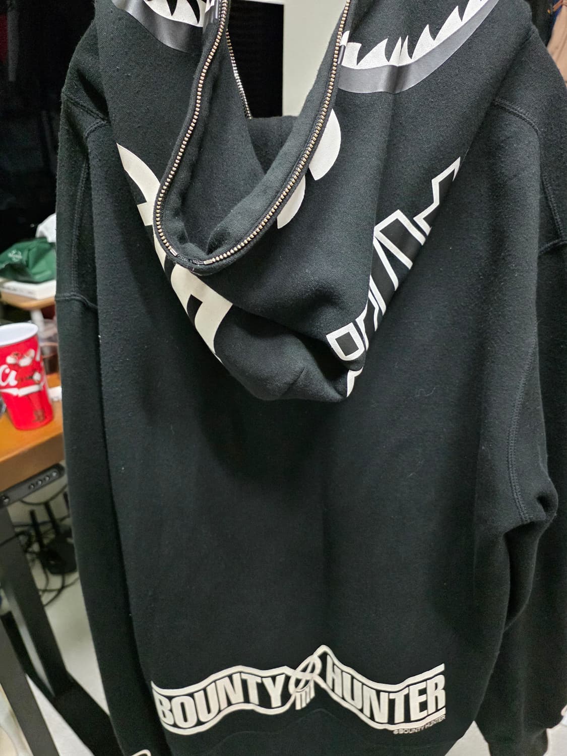 베이프 매드 샤크 후드 xl 바운티 헌터스 콜라보  상품이미지4