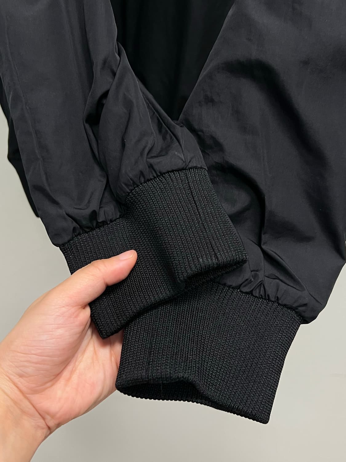 (105) 아디다스 올드스쿨 우븐 웜업 블랙 상품이미지4