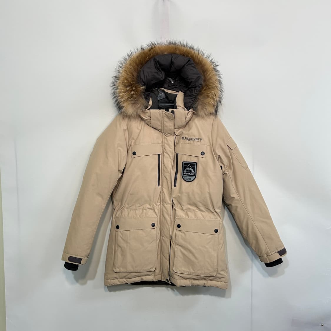 디스커버리 여성 밀포드 구스다운 패딩 95 베이지 상품이미지1