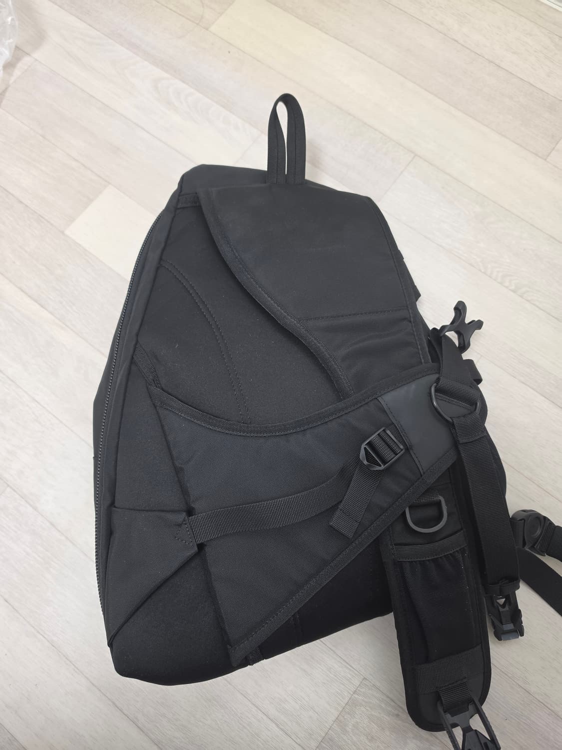 살로몬 크로스백팩  상품이미지2