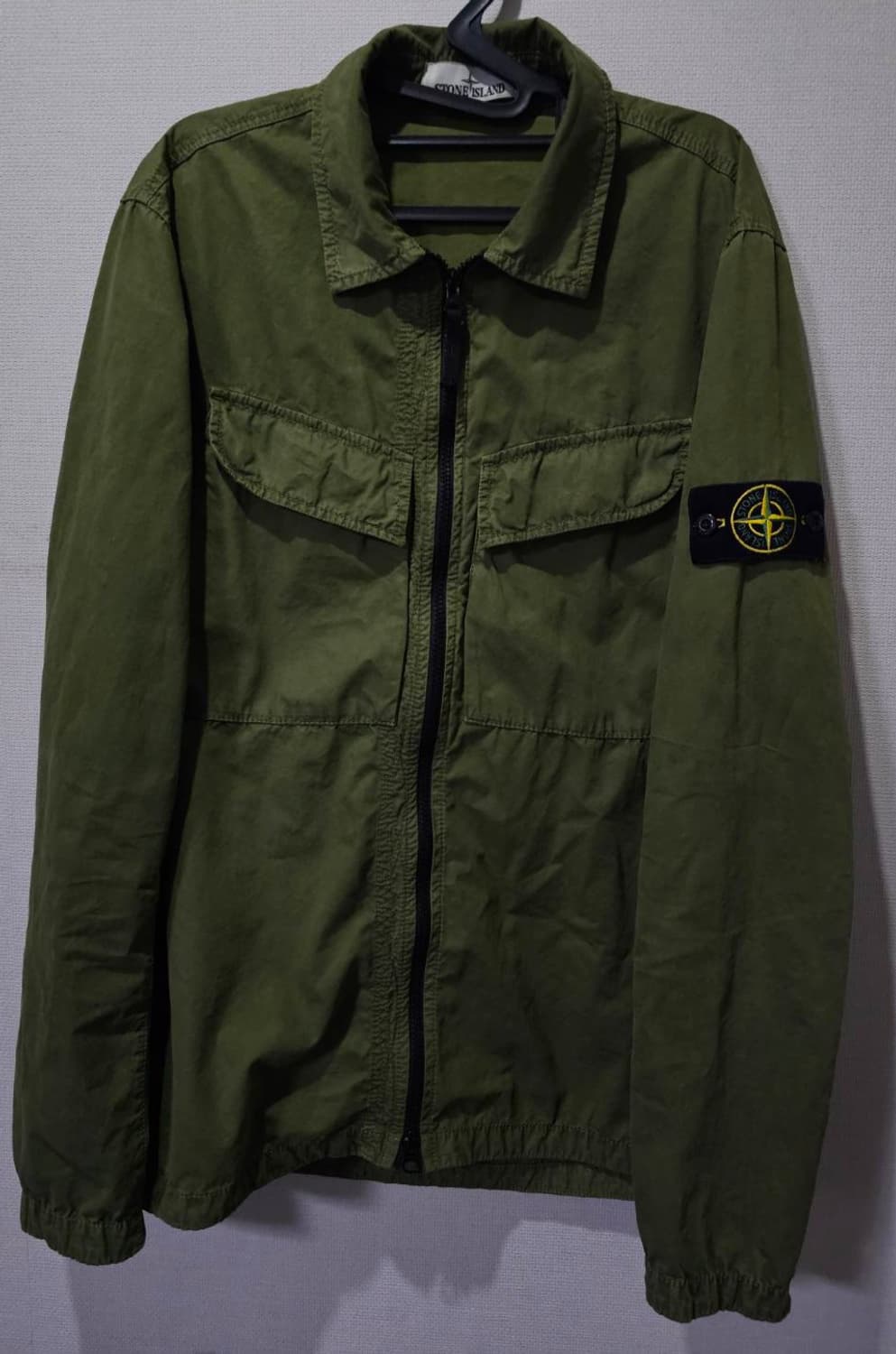 정품 22FW 스톤아일랜드 투포켓 101WN 오버셔츠 100/L 상품이미지1