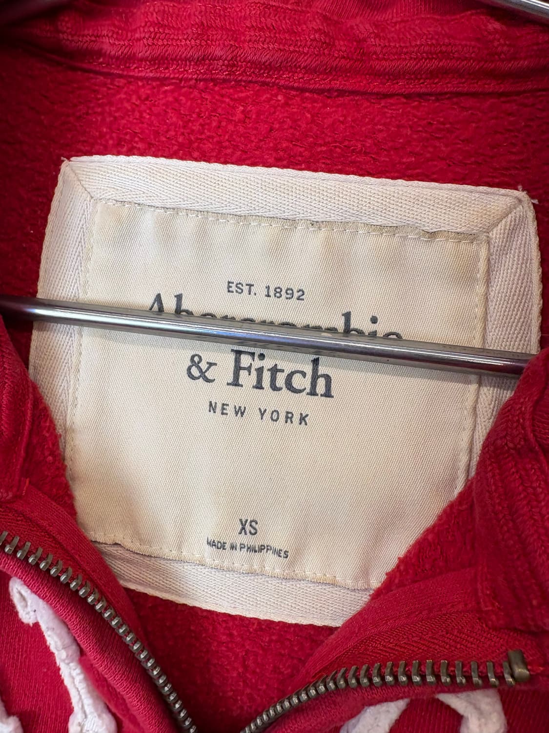 아베크롬비 빈티지 후드집업 레드 상품이미지5