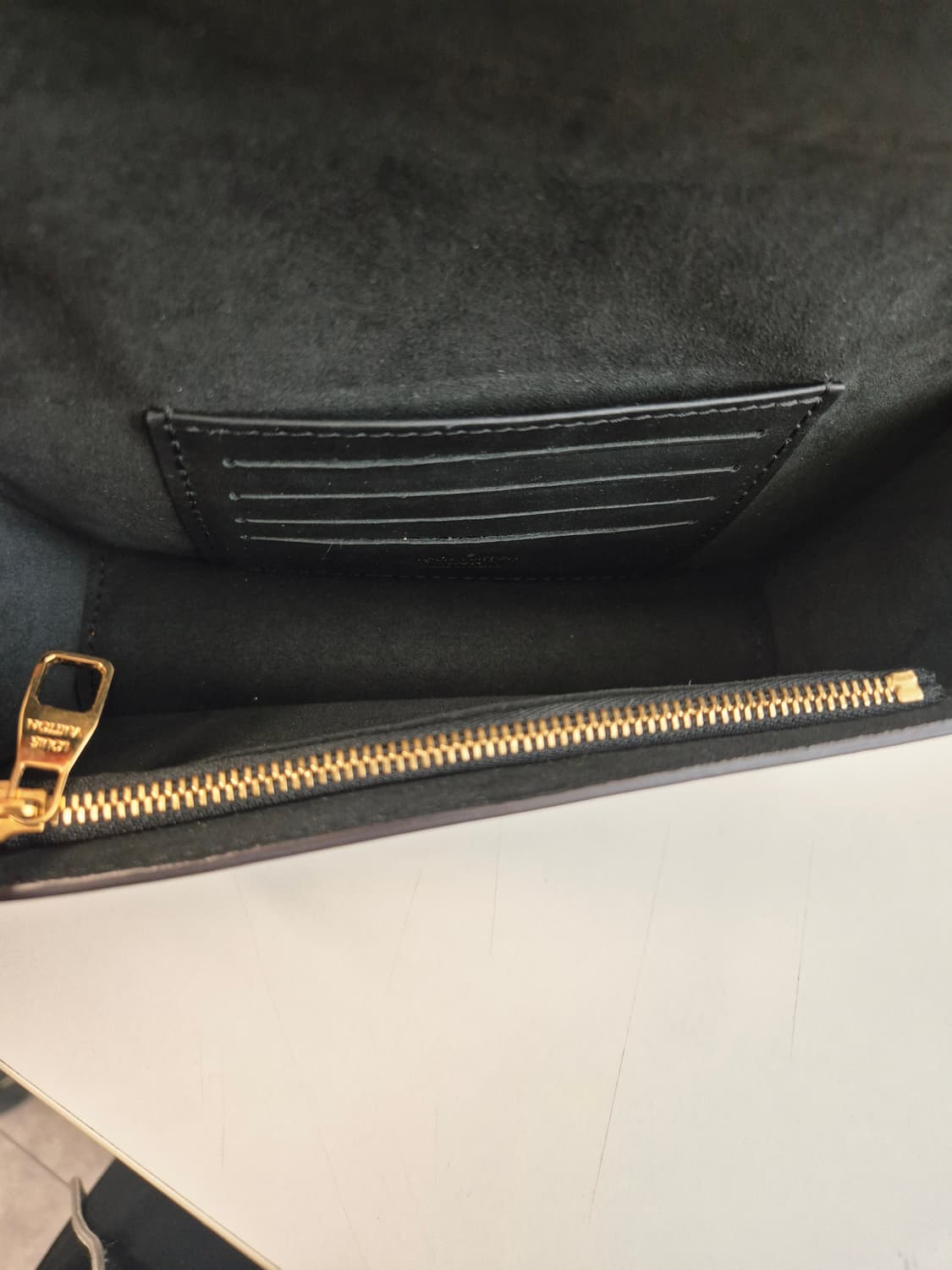 루이비통 돌핀 체인 월릿 (풀구성) 상태최상 상품이미지9