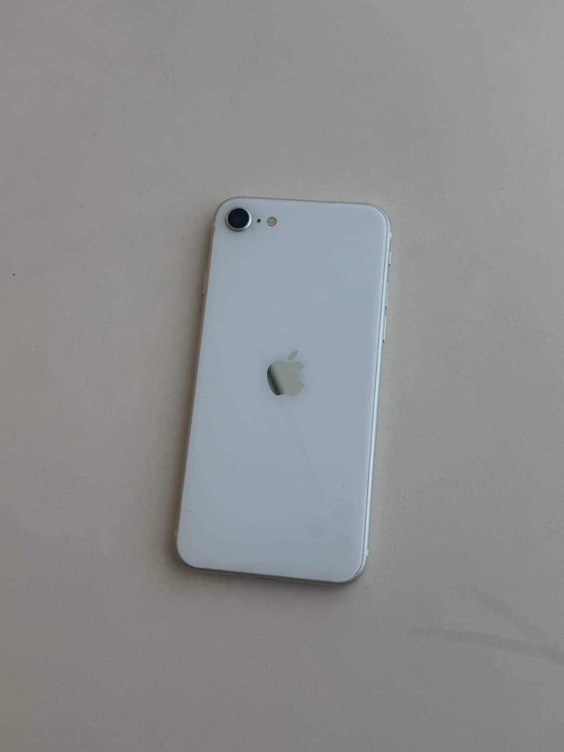 아이폰 se2 화이트 64 상품이미지1