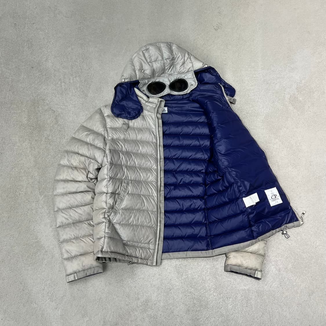 cp컴퍼니 고글 경량패딩 s10185 상품이미지3