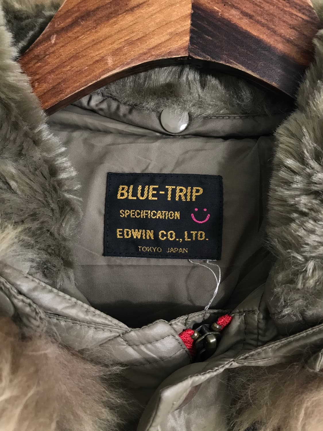 에드윈 - 블루 트립 카키 퍼 크롭 패딩 상품이미지5