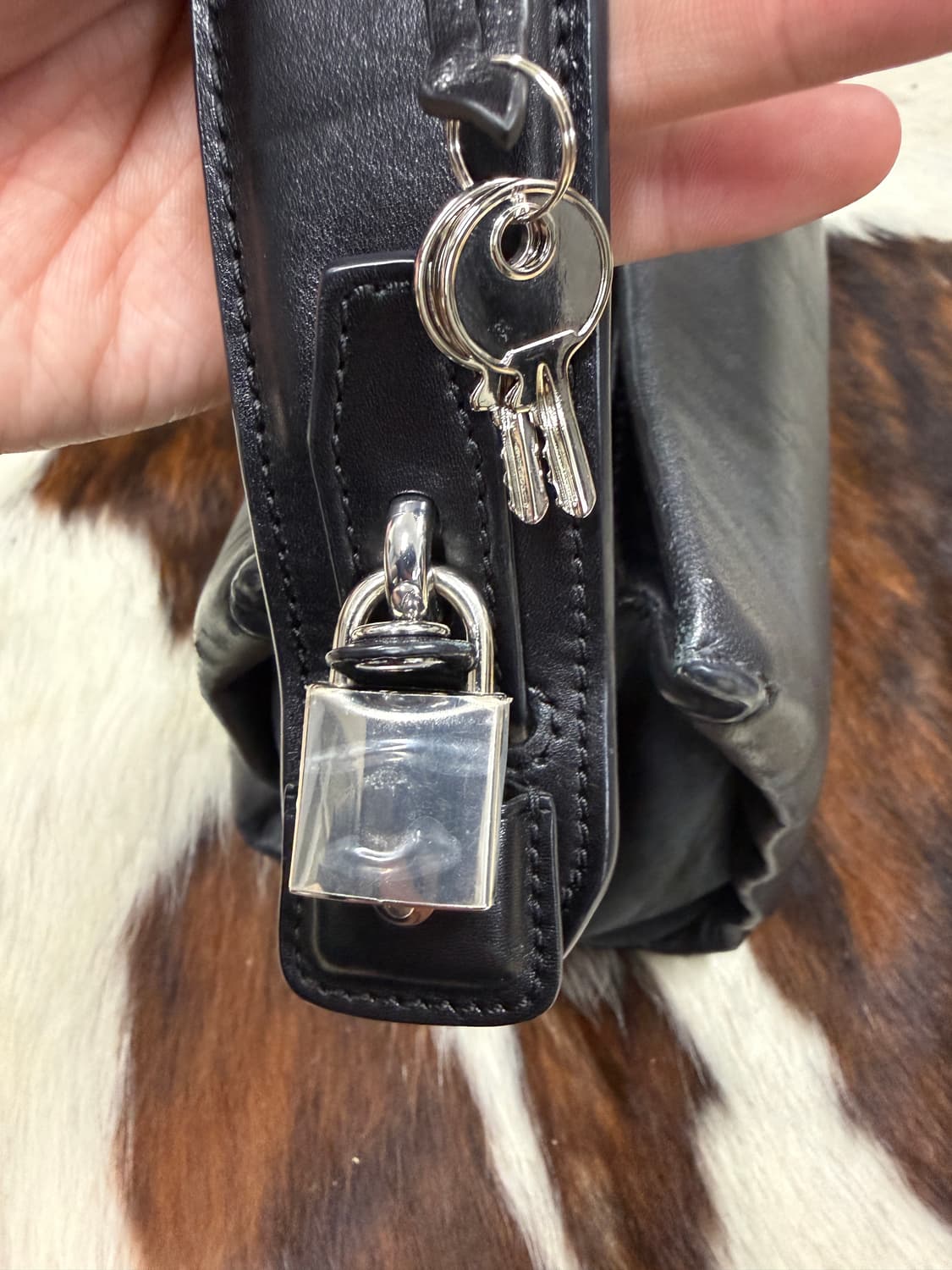 알렉산더 왕 락앤키 카프레더 스퀘어 숄더백 상품이미지5